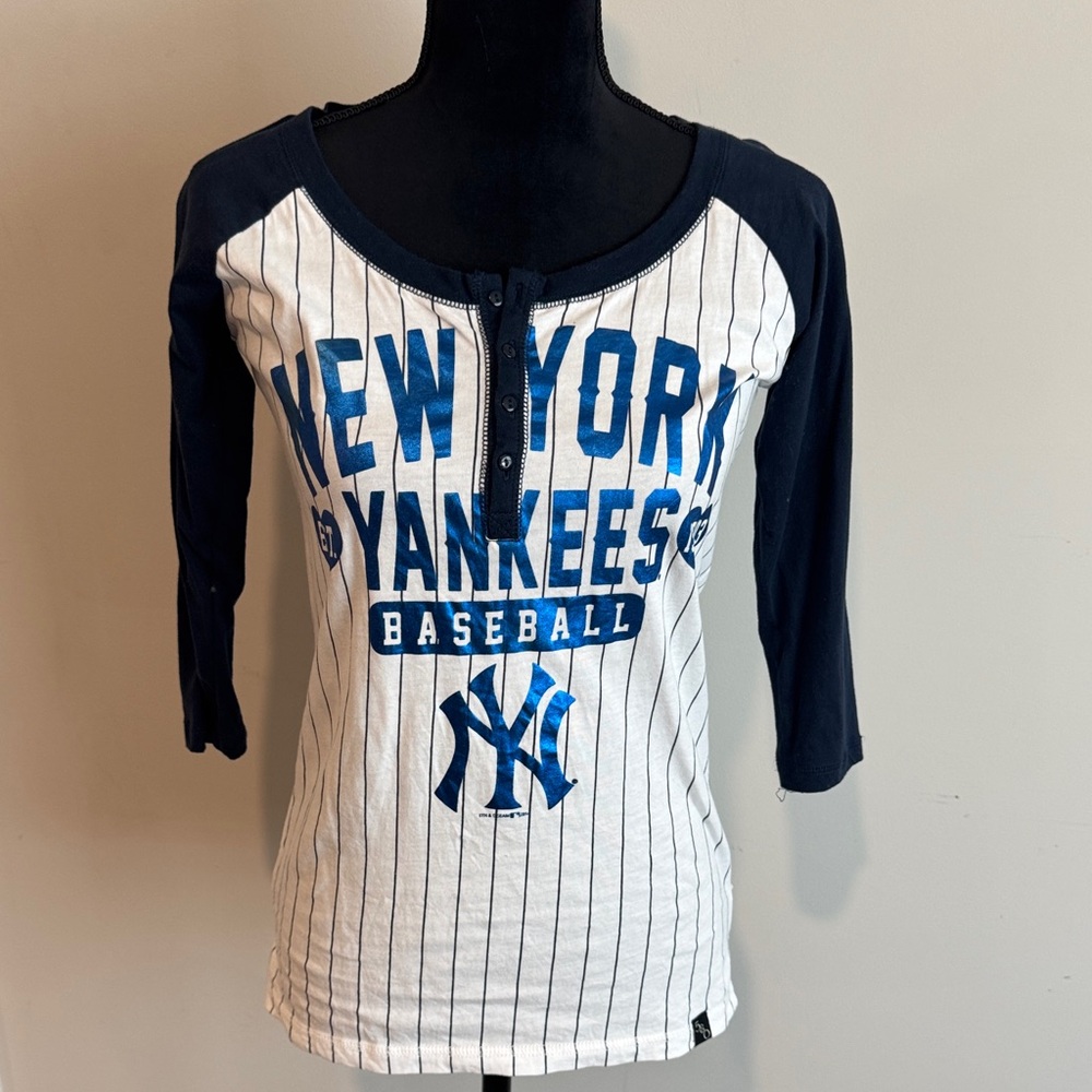 Women's New York Yankees Long Sleeve Baseball Tee - White and Navy